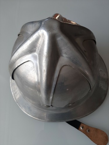 Elmetto pompiere vintage