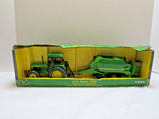 Ertl John Deere Tractor with
