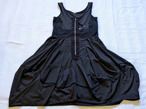 Black red layered - , look