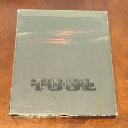 Tool salival dvd box - salival, +