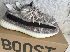 Dead Stock Adidas Yeezy Boost