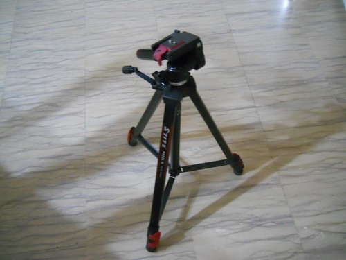 Cavalletto treppiedi - cavalletto,