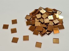  50 Pezzi, Piastrelle