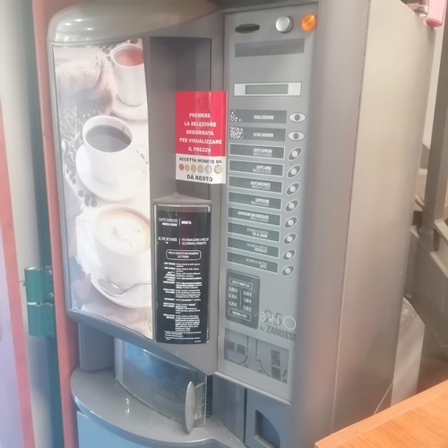 Distributore automatico caffè - distributore,
