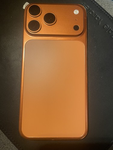 Telefono finto manichino