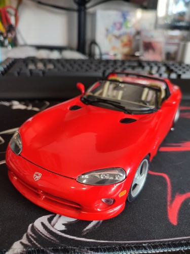 Bburago dodge viper red - dodge,