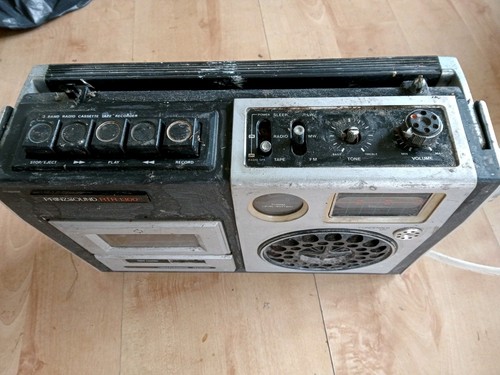 Radio registratore cassette - a,