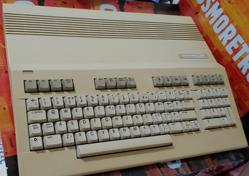Computer commodore 128 bit - commodore,