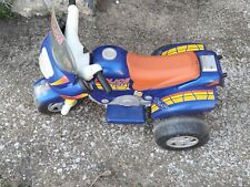 triciclo elettrico per bambini