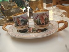 Set 2 tazzine + 1 vassoio