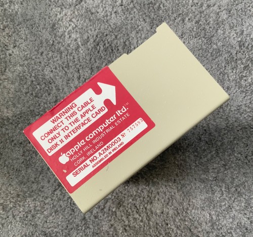 Per apple floppy disk drive - apple,