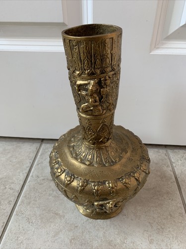 Antique heavy brass buddha - heavy,