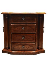 Scatola portagioie in legno 4