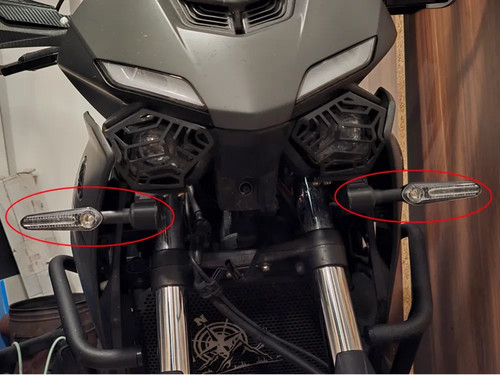 Kit supporti frecce anteriori - kit,
