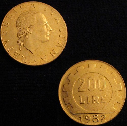 Italy republic 200 lire - italy,, 1982