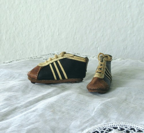 Vecchie scarpe calcio - scarpe,