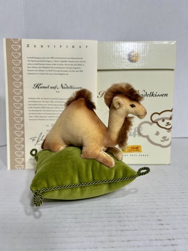 Steiff camel pincushion - -, on
