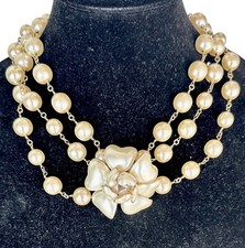 CHANEL Collana Perla 2003