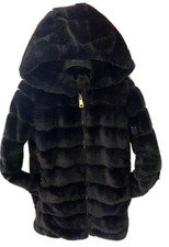 Pellicciotto donna invernale nero ed elegante