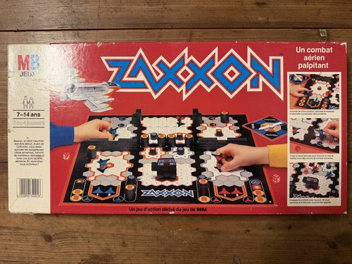 Zaxxon jeux 1983 sega - -,