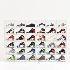 Mini sneakers 3D AJ1 dipinte a