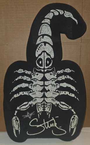 Vintage sting scorpion - sting, foam