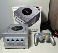 GAMECUBE Nintendo Console