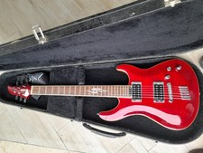 chitarra elettrica yamaha usata ma tenuta in modo maniacale, rossa e perfetta.