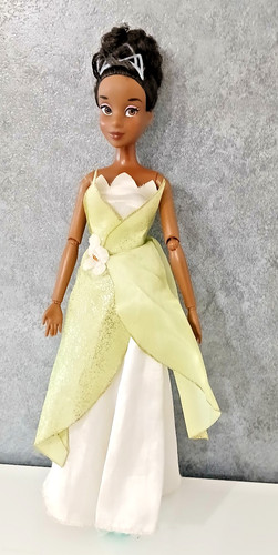 Disney store tiana - disney,