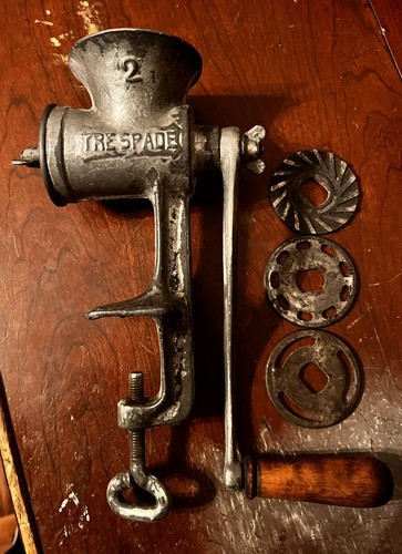 Tritacarne manuale vintage - vintage, tre
