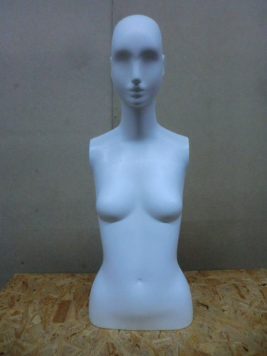 Manichino vetrina bambola moda - vetrina,
