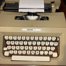 Vintage Olivetti Lettera 25