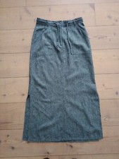 Gonna lunga. N.E.W.O.R.L.D. Milano. Colore blu effetto jeans. 