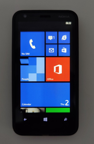 Nokia lumia 620 - nokia, phone