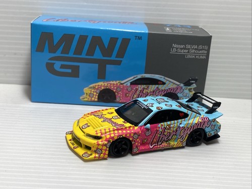 Mini nissan - 1/64,