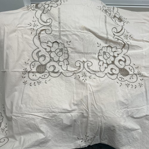 Vtg madeira hand embroidery - vtg,