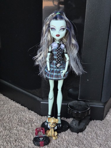 Frankie stein monster high - frankie,