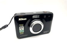 Nikon Coolpix S30 mit Nikkor