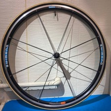 Ruote anteriori e posteriori