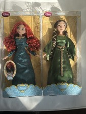 Due bambole Disney Store