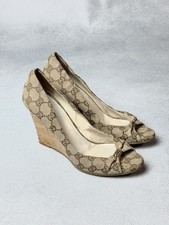 Gucci decolte con tacco beige