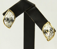 DAZZLING  GOLD TONE CHRISTIAN