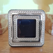 INTERNATIONAL GIFT Cornice