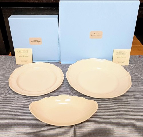 Wedgwood queen ware set - queen's, di