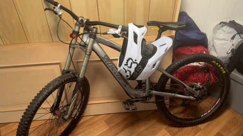 Downhill bike used - bike,