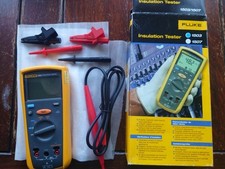 Fluke 1503 Tester di Isolamento Calibrato 