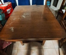 Tavolo da pranzo Liberty primi ‘900 con 6 sedie originali in cuoio 