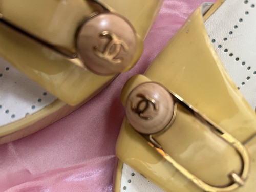 Chanel logo giallo pat - logo,