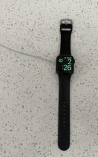 Apple Watch (Series 5) 40mm