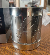 Tazza Robert Indiana, edizione